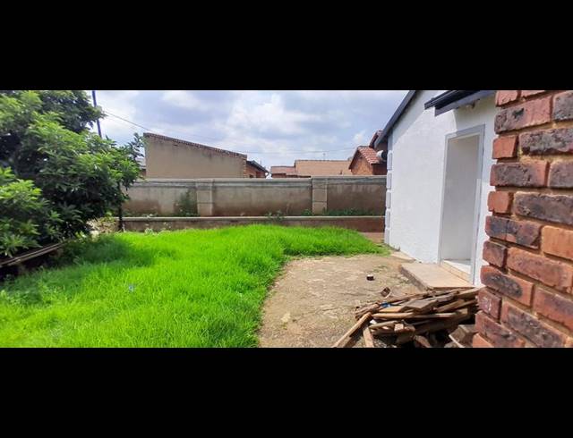4 BEDROOM HOUSE FOR SALE IN IBAZELO